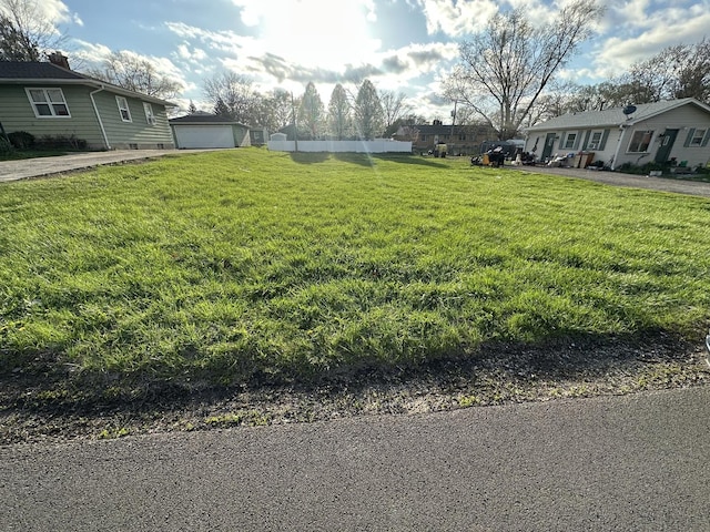 1331 S 4th St, Aurora, IL 60505