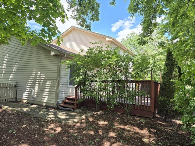 997 W Briarcliff Rd, Bolingbrook, IL 60440 - rear view of property with a wooden deck