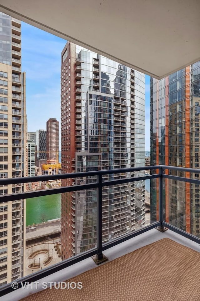 201 N Westshore Dr Unit 2608, Chicago, IL 60601 - balcony featuring a water view and a city view