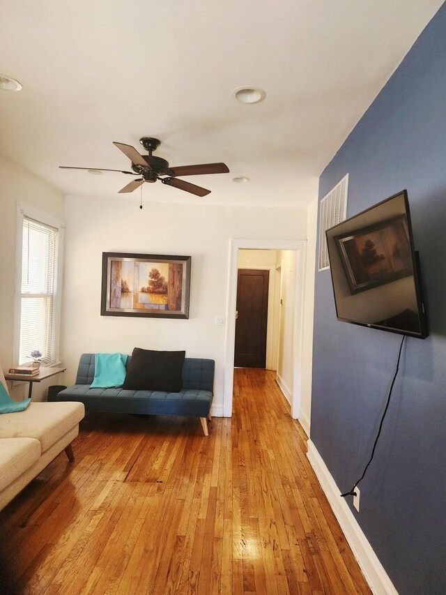 7645 S Cornell Ave, Chicago, IL 60649 - photo 11