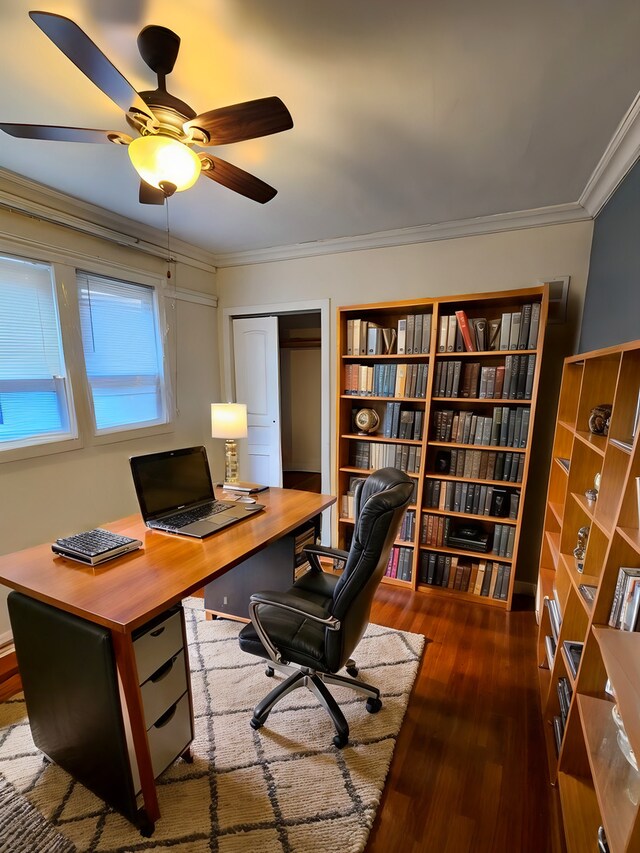 7645 S Cornell Ave, Chicago, IL 60649 - photo 25