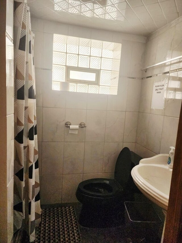 7645 S Cornell Ave, Chicago, IL 60649 - photo 31