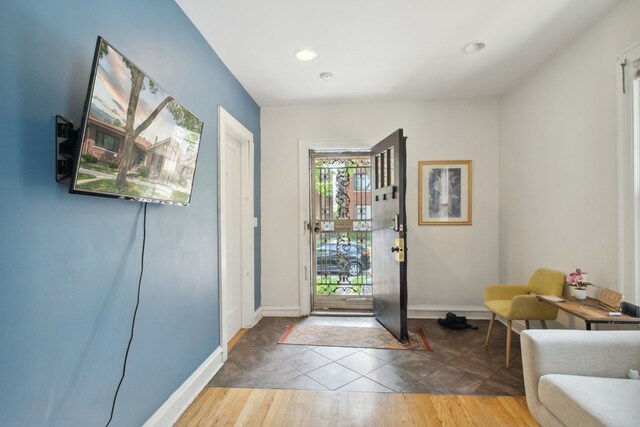 7645 S Cornell Ave, Chicago, IL 60649 - photo 5