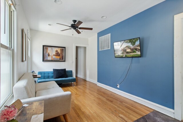 7645 S Cornell Ave, Chicago, IL 60649 - photo 6