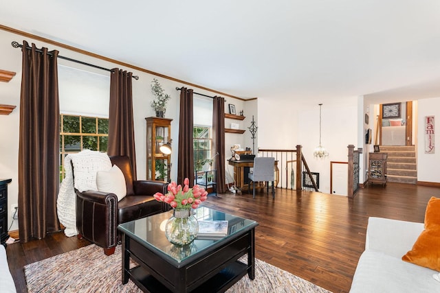 1714 Larson Ave, Saint Charles, IL 60174 - living room with wood finished floors and baseboards