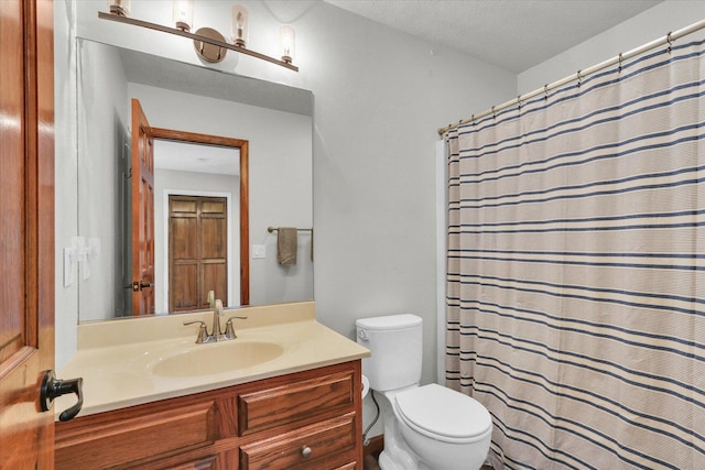 1517 Bridge Point Ln, Champaign, IL 61822 - full bathroom with toilet, vanity, and a shower with shower curtain