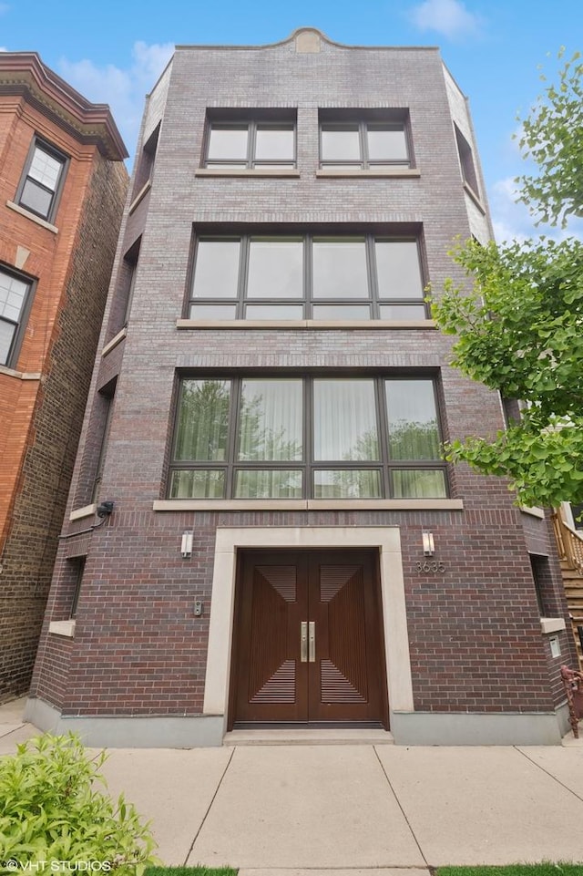 3635 N Paulina St, Chicago, IL 60613 - view of building exterior
