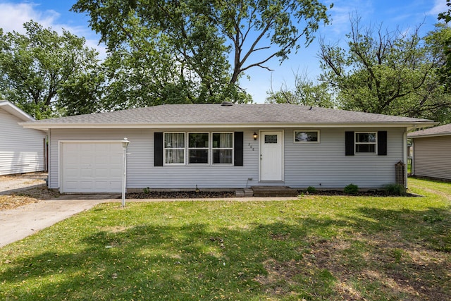 208 Rayjon Dr, Oreana, IL 62554