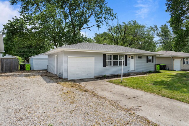 208 Rayjon Dr, Oreana, IL 62554