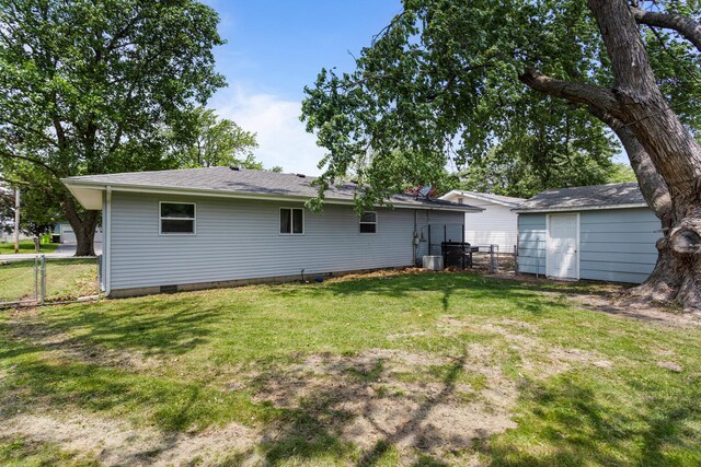 208 Rayjon Dr, Oreana, IL 62554