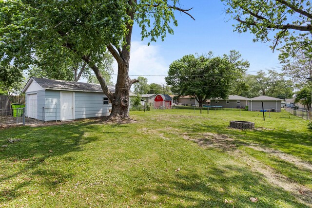 208 Rayjon Dr, Oreana, IL 62554