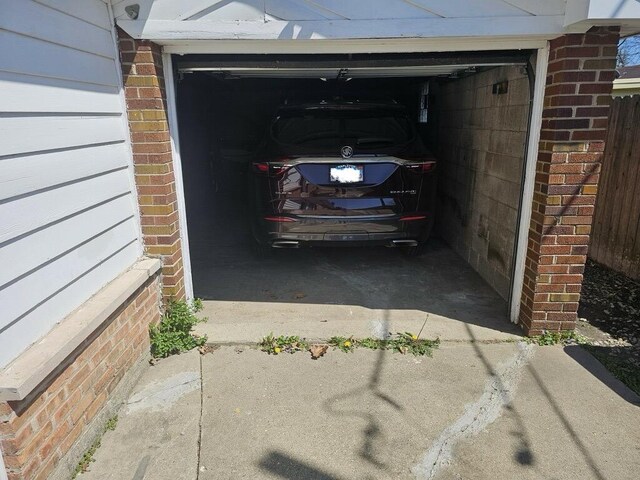 18371 Gladville Ave, Homewood, IL 60430 - view of garage