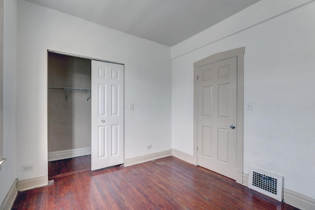 1837 S 50th Ct, Cicero, IL 60804 - unfurnished bedroom featuring wood finished floors and a closet