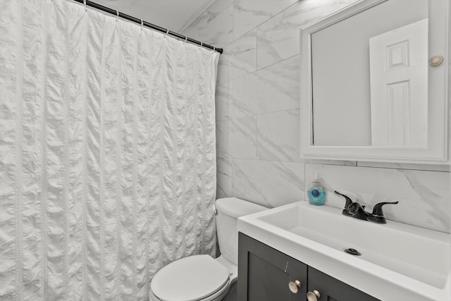 1011 Cypress Ln, Joliet, IL 60435 - full bathroom featuring vanity, tile walls, and a shower with shower curtain