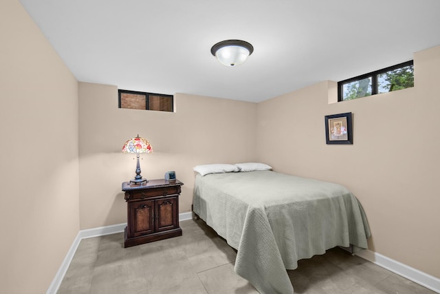 1000 Meadow Rd, Northbrook, IL 60062 - bedroom featuring baseboards
