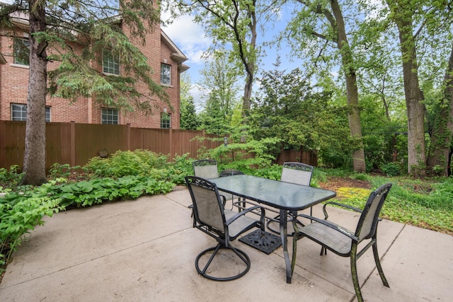 1000 Meadow Rd, Northbrook, IL 60062 - view of patio / terrace featuring outdoor dining space