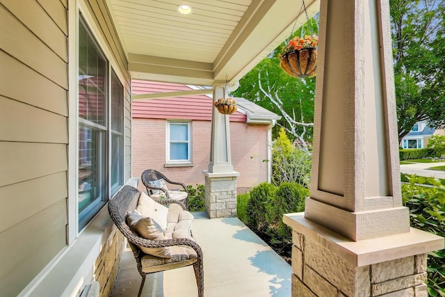 212 S Wa Pella Ave, Mount Prospect, IL 60056 - view of covered porch