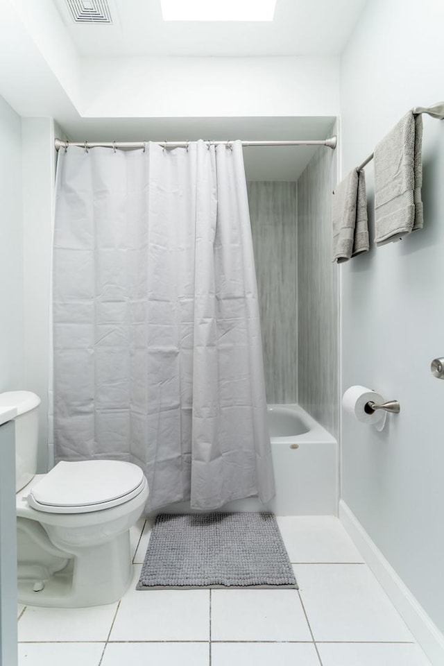 6154 W 63rd St Unit 3W, Chicago, IL 60638 - bathroom with toilet, tile patterned flooring, and shower / bath combination with curtain