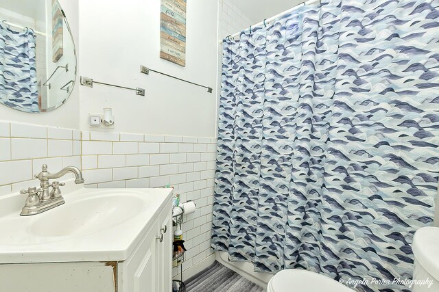 2137 Dickey Ave, North Chicago, IL 60064 - photo 7