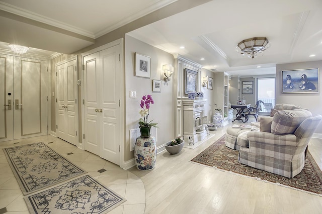 1212 N Lake Shore Dr Unit 21As, Chicago, IL 60610 - living room featuring baseboards, crown molding, and recessed lighting