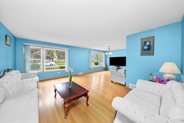 421 Carey Ct, Chicago Heights, IL 60411 - living room featuring wood finished floors and baseboards