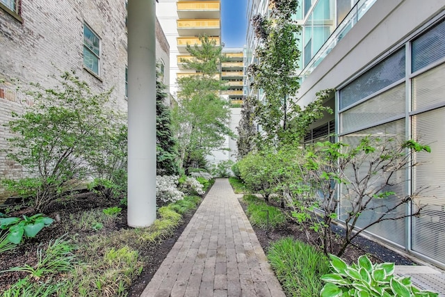 1580 Sherman Ave Unit 1006, Evanston, IL 60201 - view of property's community