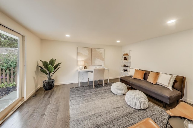 502 S William St, Mount Prospect, IL 60056 - living area with wood finished floors, recessed lighting, and baseboards