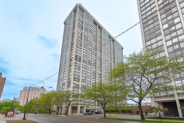 5455 N Sheridan Rd Unit 3006, Chicago, IL 60640 - view of property