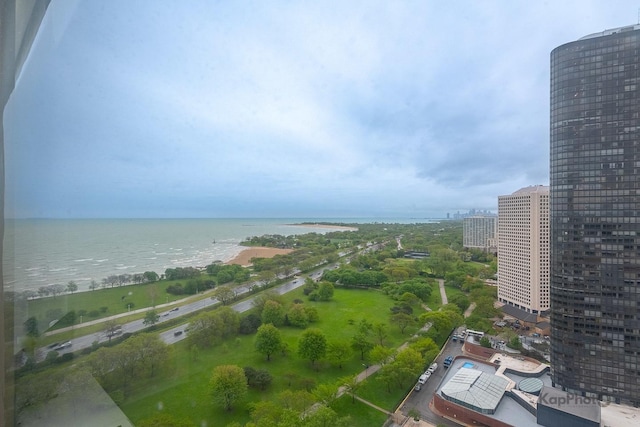5455 N Sheridan Rd Unit 3006, Chicago, IL 60640 - view of urban area featuring a nearby body of water