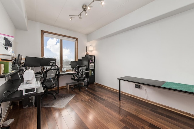 1705 Pavilion Way Unit 401, Park Ridge, IL 60068 - home office with hardwood / wood-style flooring and baseboards