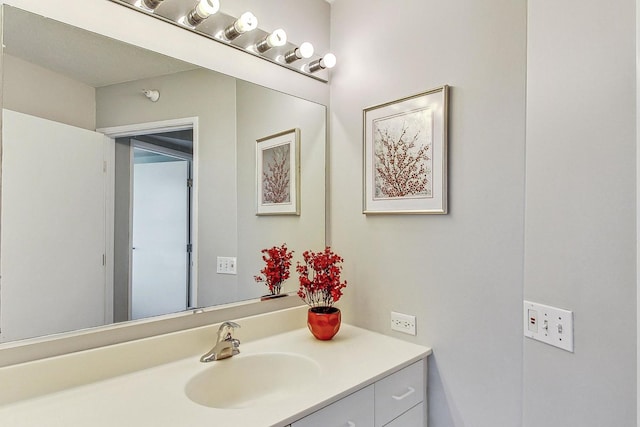 1720 Maple Ave Unit 1270, Evanston, IL 60201 - bathroom with vanity