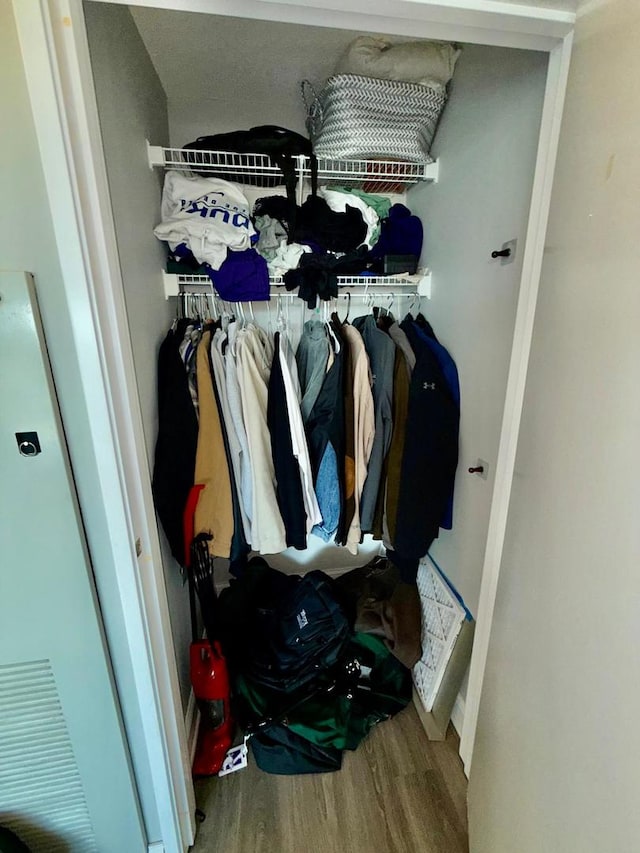 1720 Maple Ave Unit 1270, Evanston, IL 60201 - view of closet