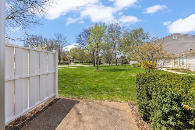 259 Nantucket Hbr Unit 259, Schaumburg, IL 60193 - view of grassy yard