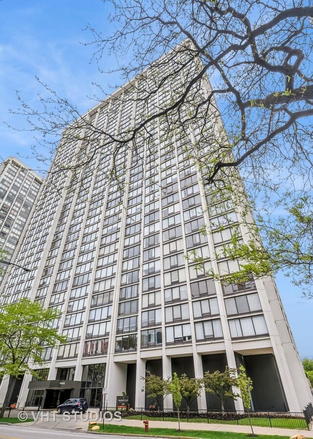 5445 N Sheridan Rd Unit 2715, Chicago, IL 60640 - view of property
