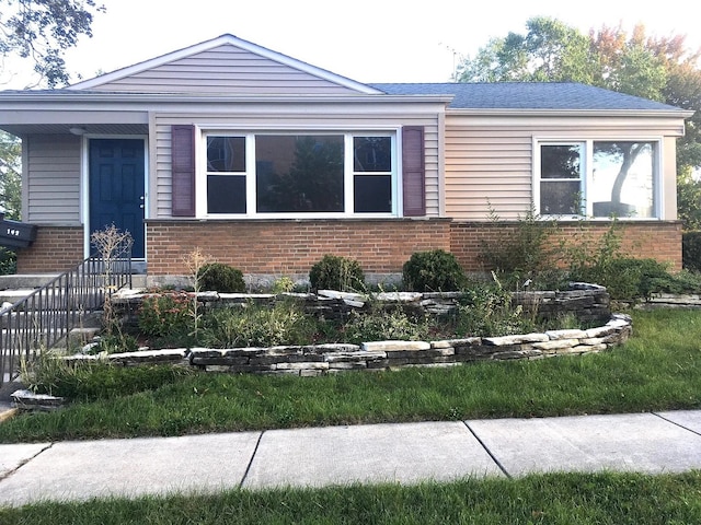 142 E Grove St, Lombard, IL 60148 - single story home with brick siding