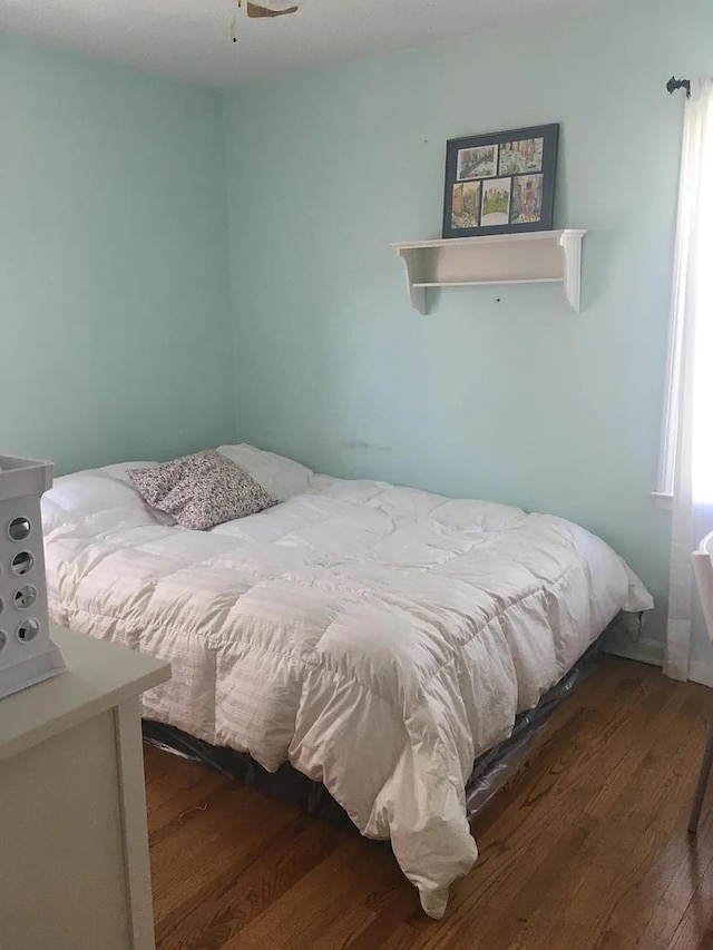 142 E Grove St, Lombard, IL 60148 - bedroom featuring wood finished floors