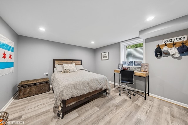 805 S Main St, Wheaton, IL 60189 - bedroom featuring wood finished floors, baseboards, and recessed lighting