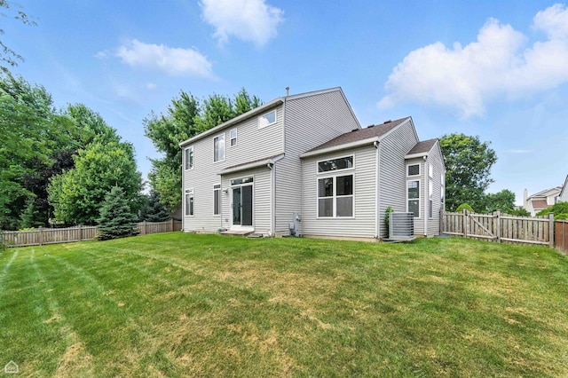 16517 Newbury Ct, Crest Hill, IL 60403 - rear view of property with a fenced backyard