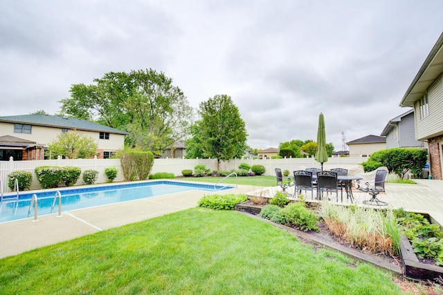 13711 83rd Ave, Orland Park, IL 60462 - view of swimming pool with a deck and outdoor dining area