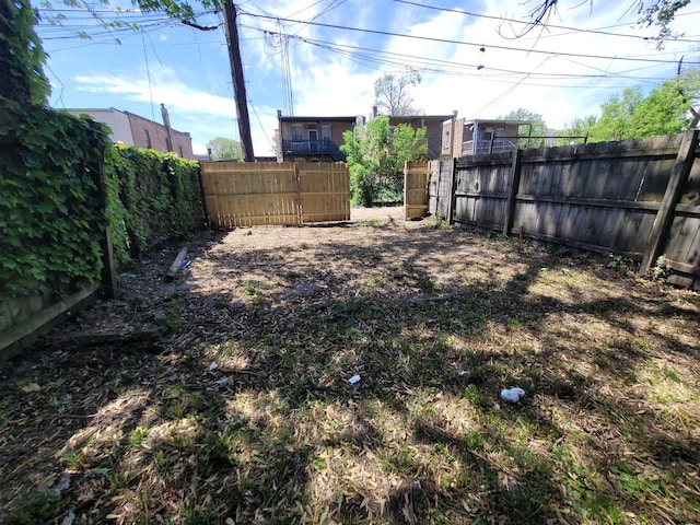 5732 S Sangamon St, Chicago, IL 60621 - view of fenced backyard
