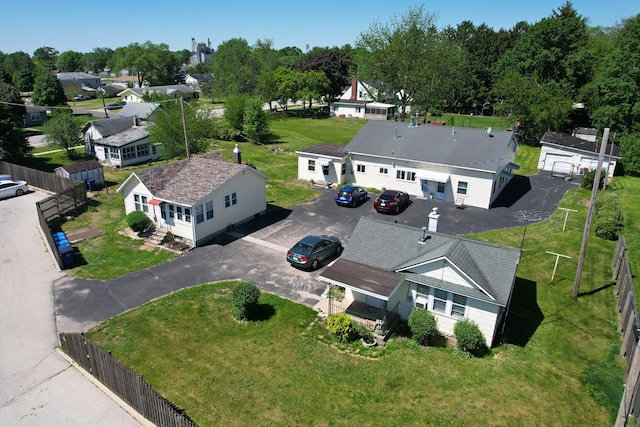 605 E St, Mazon, IL 60444 - aerial perspective of suburban area