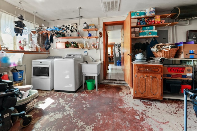 605 E St, Mazon, IL 60444 - washroom with washing machine and dryer