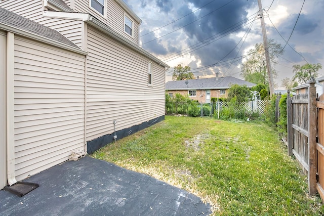 11030 S Nagle Ave, Worth, IL 60482 - view of yard featuring a patio area