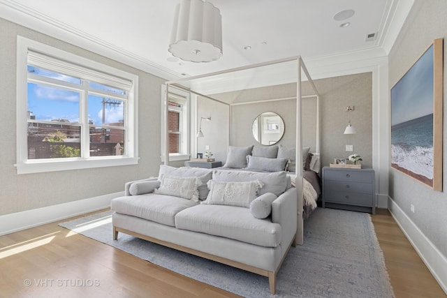 1963 N Dayton St, Chicago, IL 60614 - bedroom featuring wood finished floors, crown molding, and baseboards