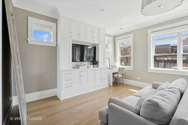 1963 N Dayton St, Chicago, IL 60614 - living area featuring crown molding, light wood-style floors, and baseboards