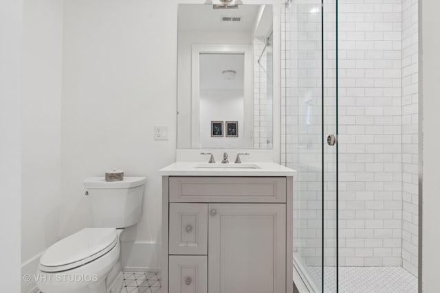 1963 N Dayton St, Chicago, IL 60614 - full bath with toilet, vanity, a shower stall, and baseboards
