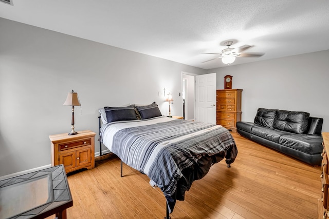 13253 S Oak Ridge Trl Unit 2B, Palos Heights, IL 60463 - bedroom featuring light wood-type flooring and ceiling fan
