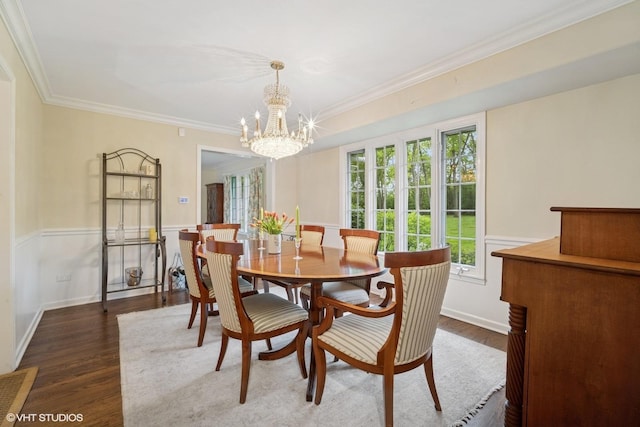 706 Tanglewood Ct, Lake Forest, IL 60045 - dining area featuring a chandelier, dark wood-style flooring, crown molding, and baseboards