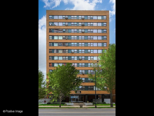 6118 N Sheridan Rd Unit 1003, Chicago, IL 60660 - view of building exterior