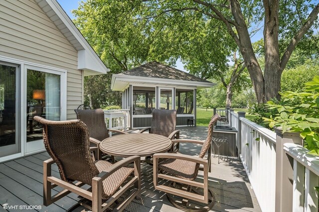 862 Wimbleton Ln, Crystal Lake, IL 60014 - wooden terrace with a sunroom and outdoor dining space